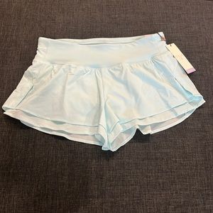 NWT CALIA by Carrie U details light blue “Kick it up” shorts - M